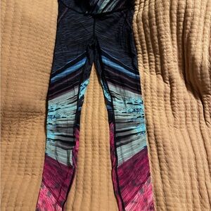 Colorful Abstract Pattern Leggings